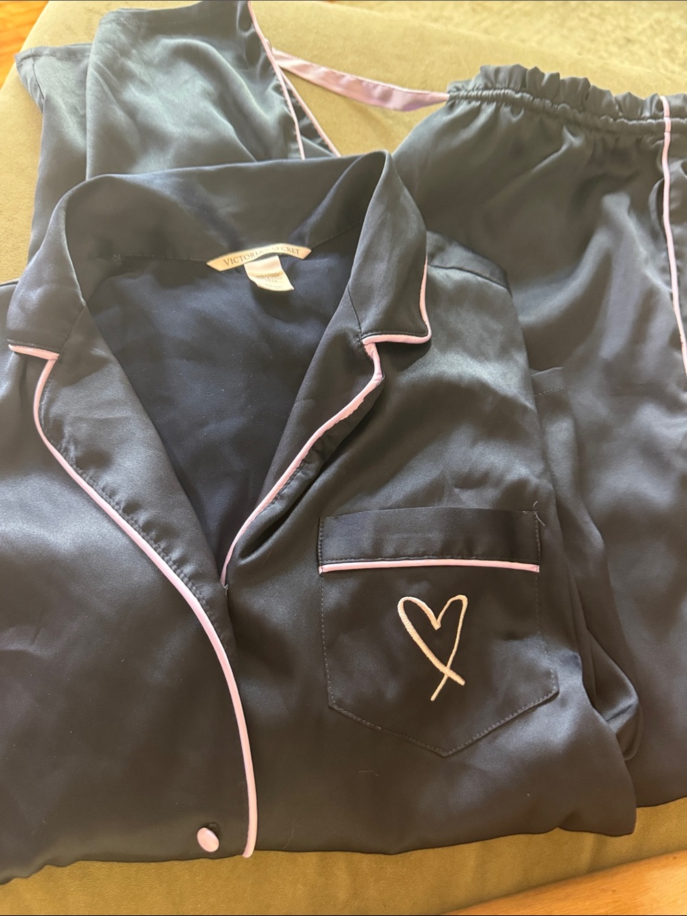 Victoria's Secret Navy Satin Pajama Set with Light lavendar Trim